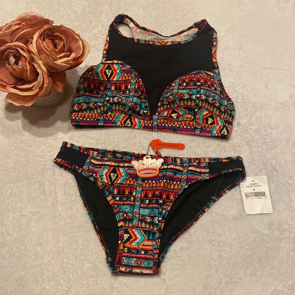 APOLLO NWT Size M Bikini